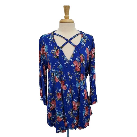 Umgee Tunic Top Womens Size M Blue Pink Floral Criss Cross V-Neck Boho Fairy - Picture 1 of 14